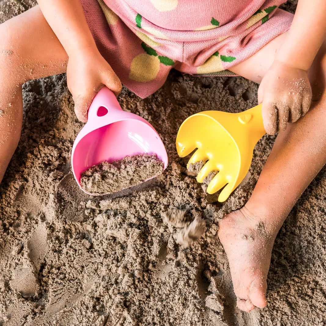 Quut Raki Multifunktions Werkzeug – Kreatives Outdoor Spielzeug für Sand & Garten