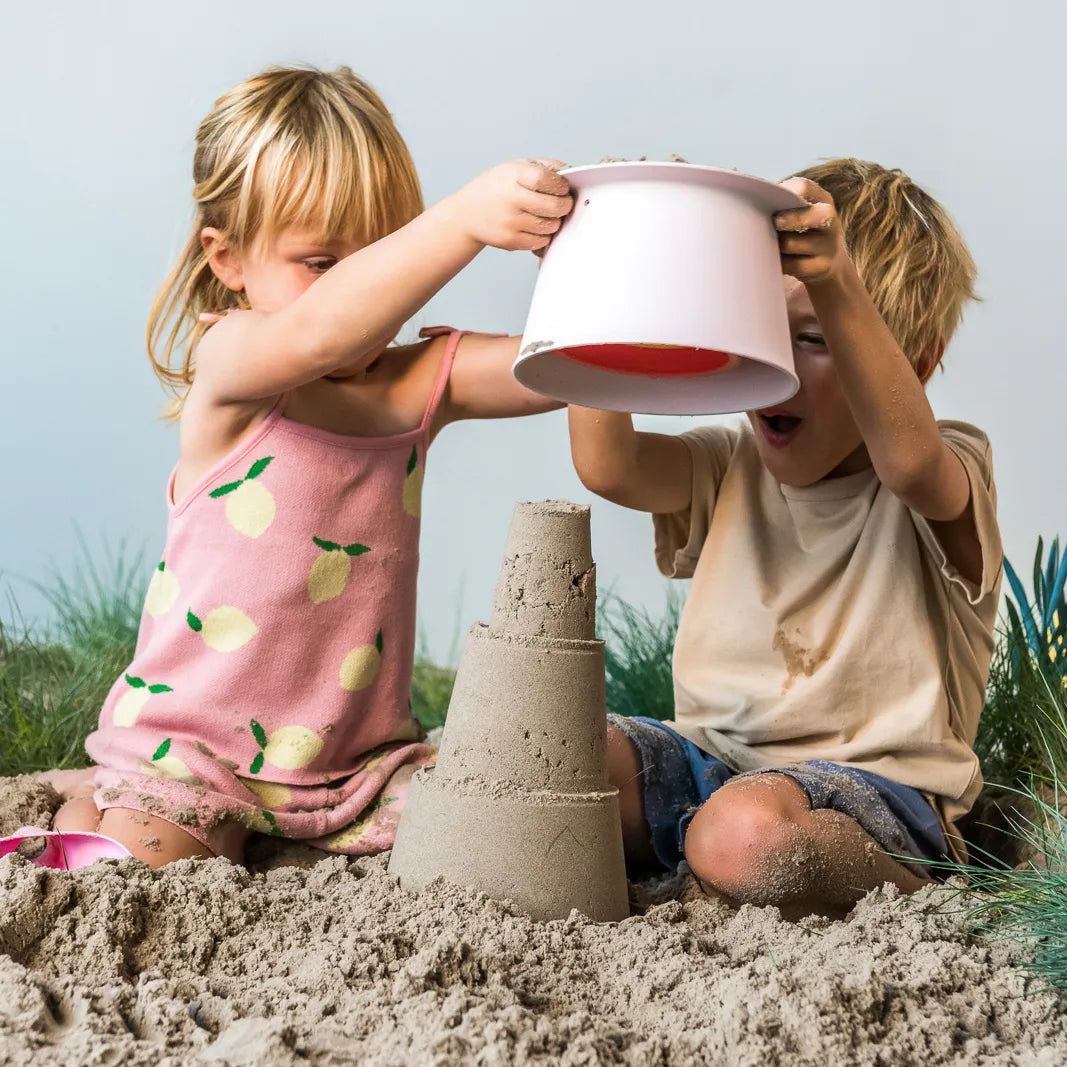 Quut Alto Sandburgen Builder – Kreatives Outdoor Spielzeug für Strand & Sandkasten