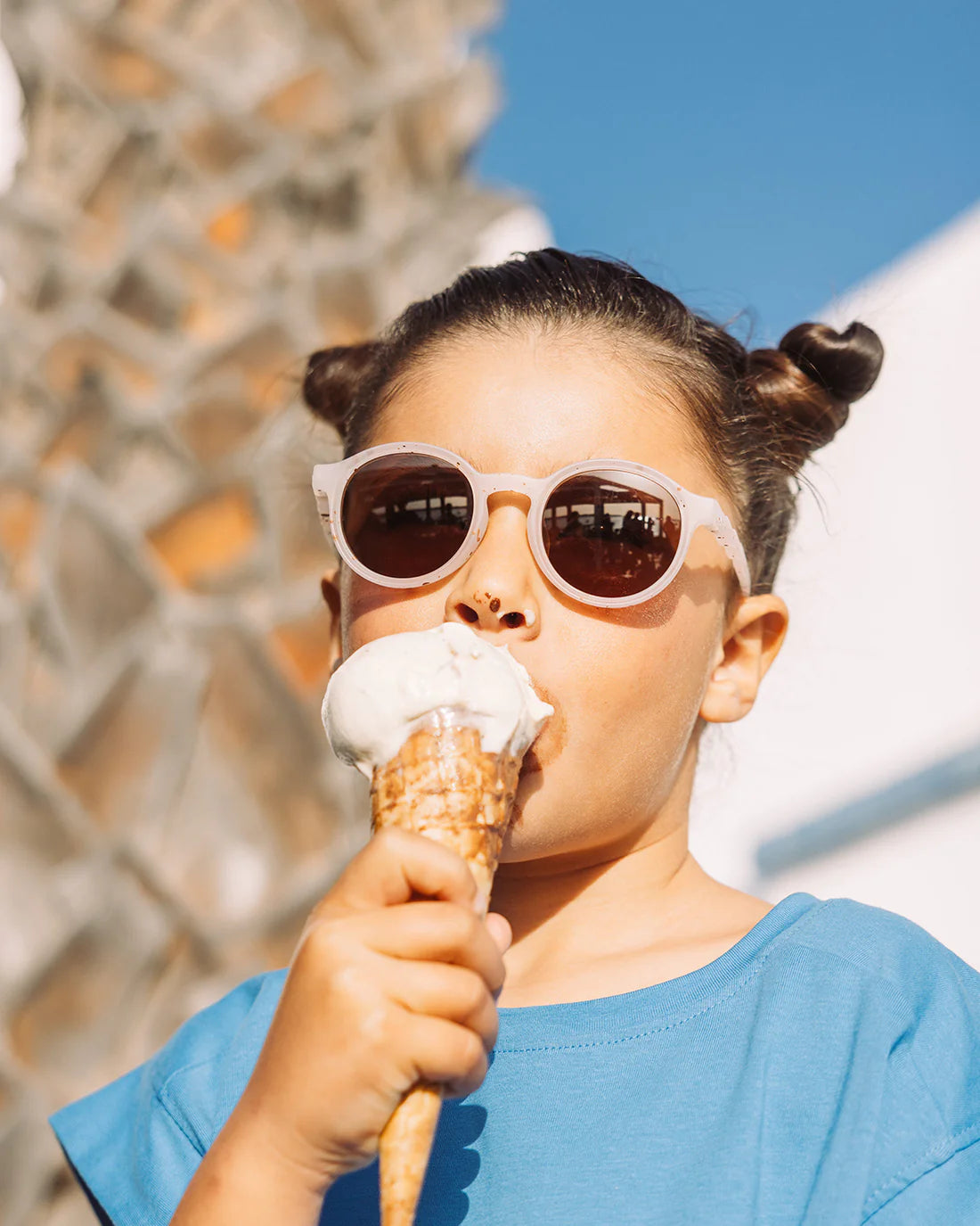 OLIVIO & CO Kinder Sonnenbrille Oval Vanilla Brownie – UV400 Schutz für Kinder