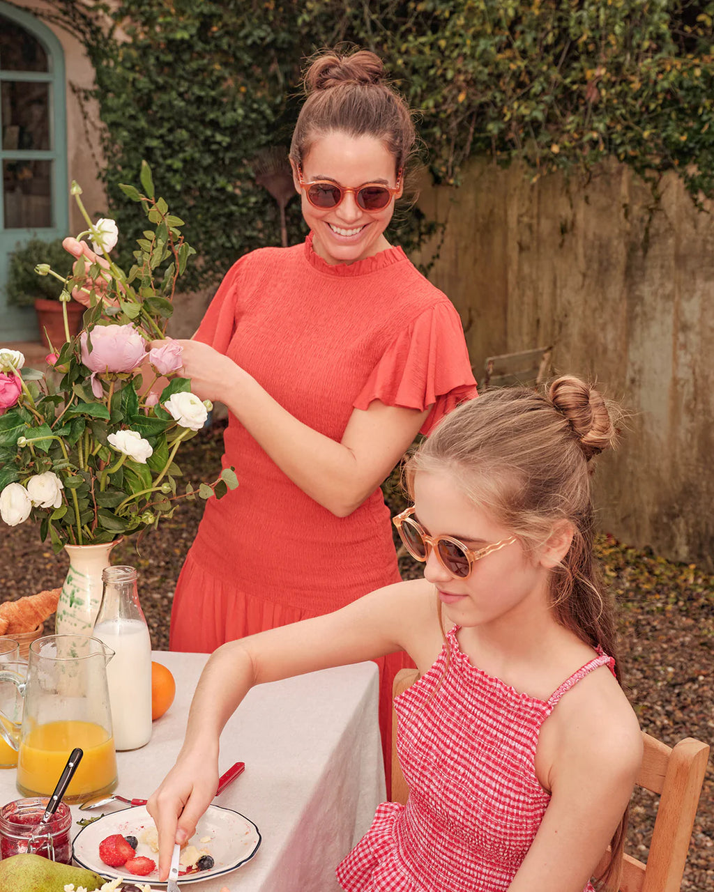 Olivio&Co Junior Sonnenbrille Oval Apricot | 5–12 Jahre