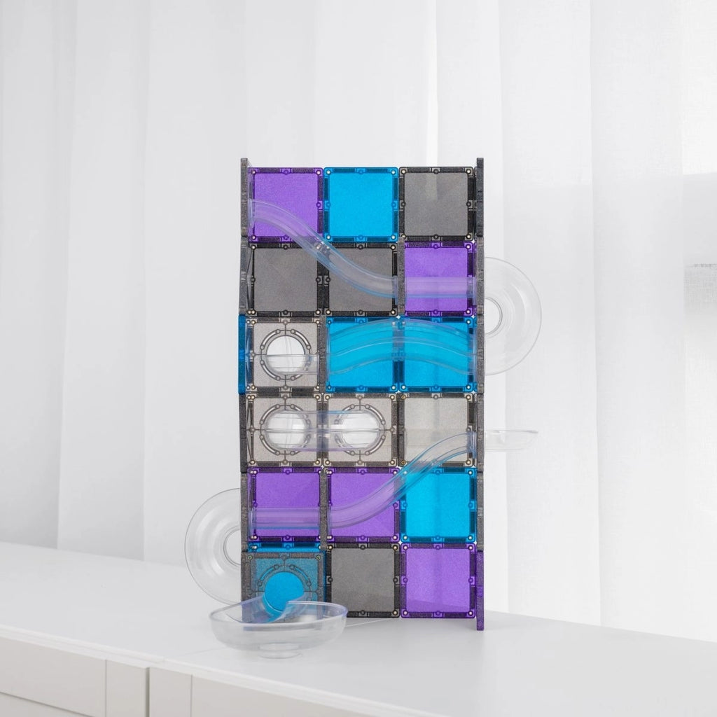 CONNETIX Ball Run Galaxy Pack 61 Pieces – Magnetic Ball Run with Light-Up Balls