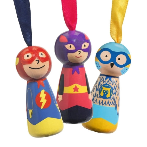 Djeco Flying Heroes Parachutists - Throwing Game with Wooden Figure