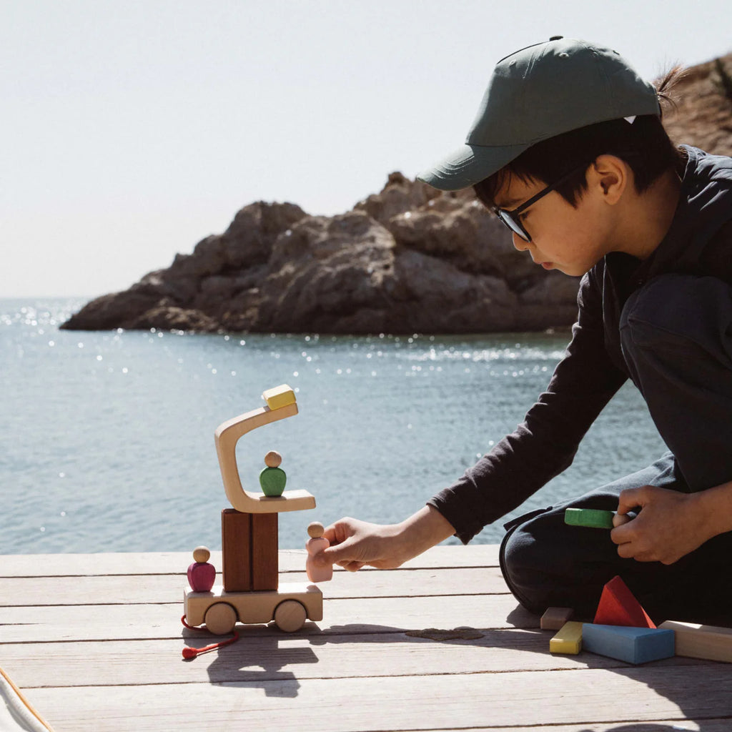 AVDAR Trailer Travel Wooden Building Blocks – 30 pieces