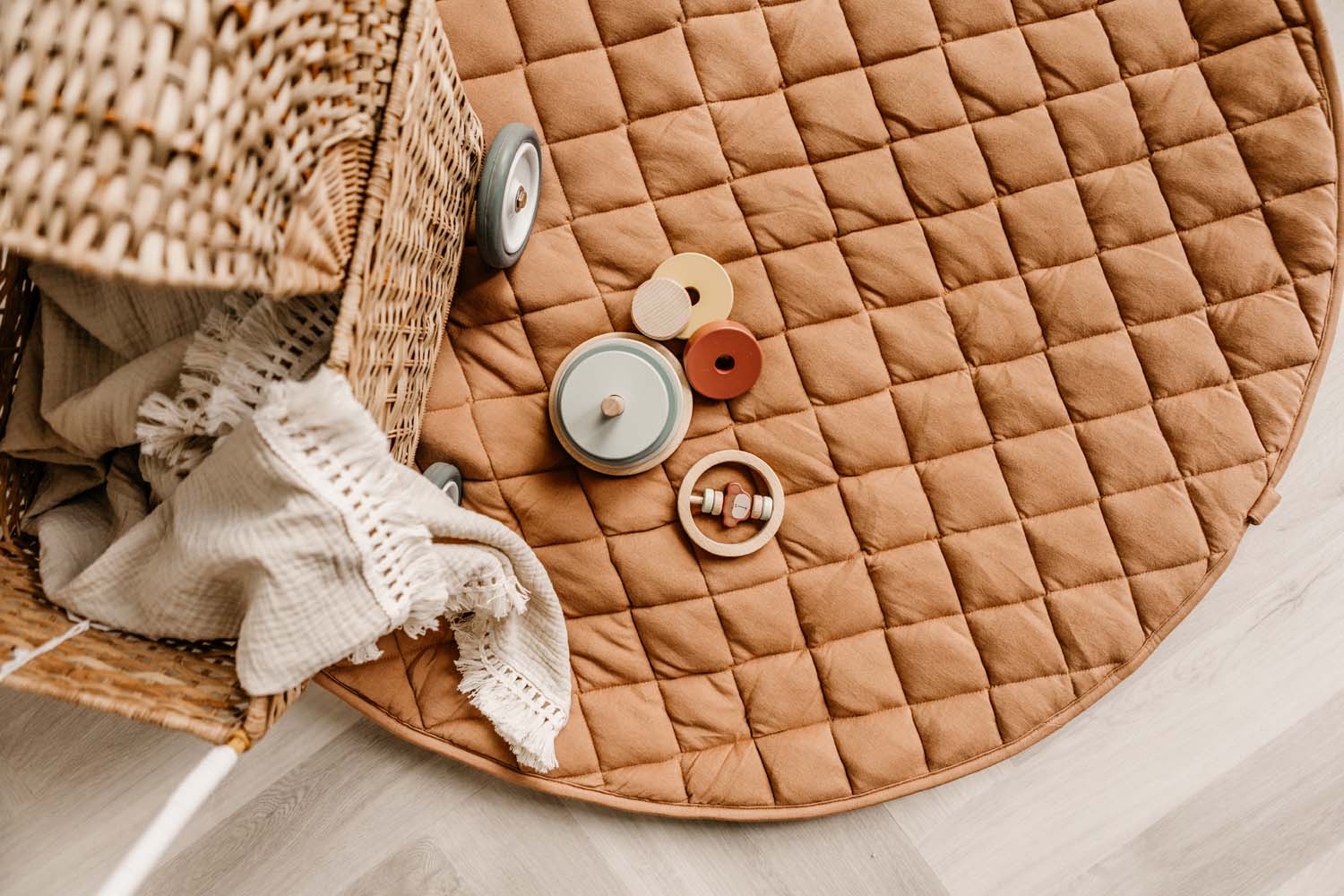 Play&Go Tawny Brown Organic Babymat & Bag – 3-in-1 Bio-Spielmatte & Aufbewahrung