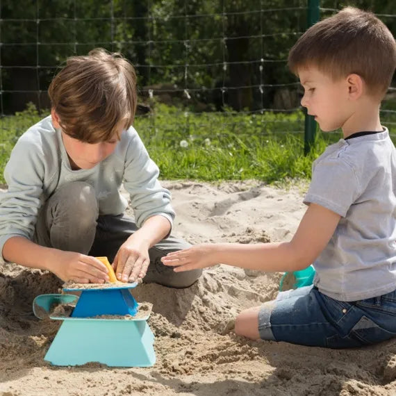 Quut Pira Sandformer – Kreatives Strandspielzeug für Sandburgen & Formen