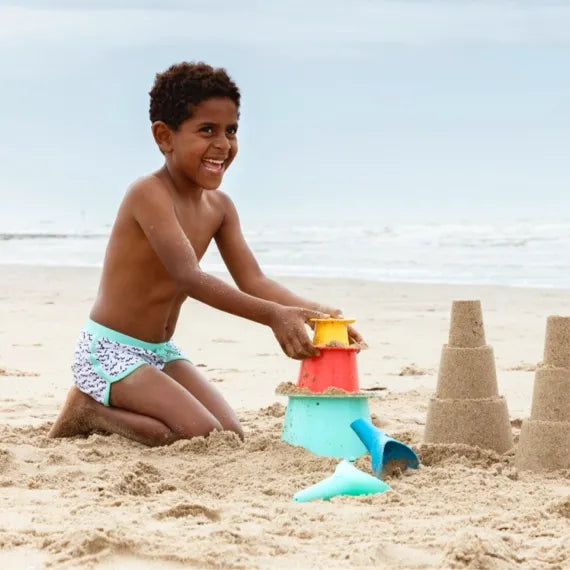 Quut Raki Multifunktions Werkzeug – Kreatives Outdoor Spielzeug für Sand & Garten