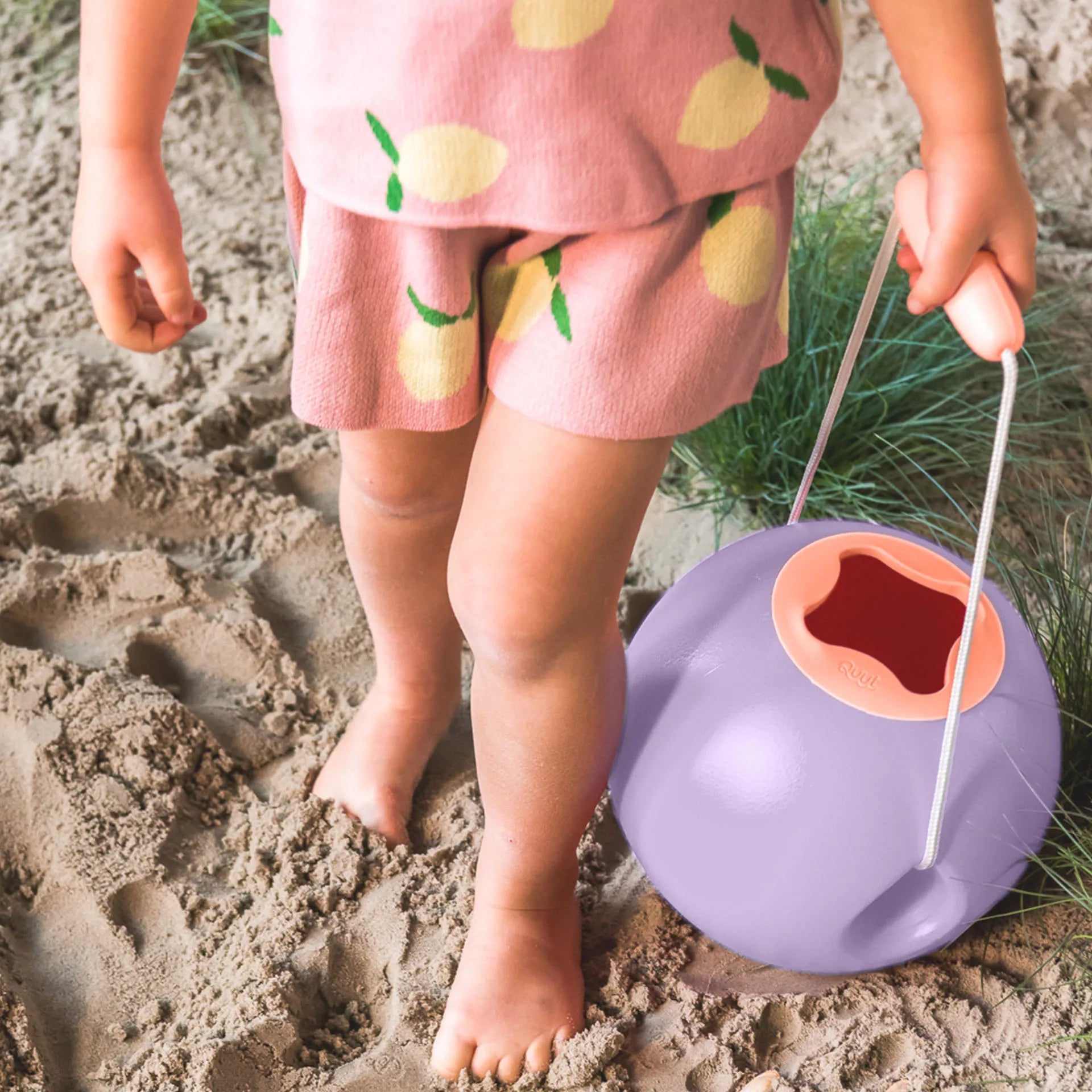 Quut Ballo Wasser Eimer – Innovatives Wasserspielzeug für Strand & Garten
