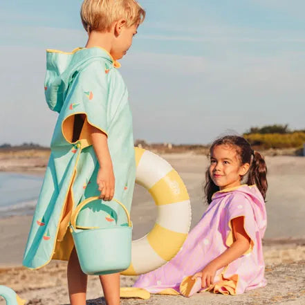 Quut Kinder Poncho – Schnelltrocknender Strandponcho für Sommer & Urlaub